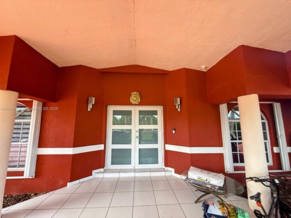 Listing #A11834195