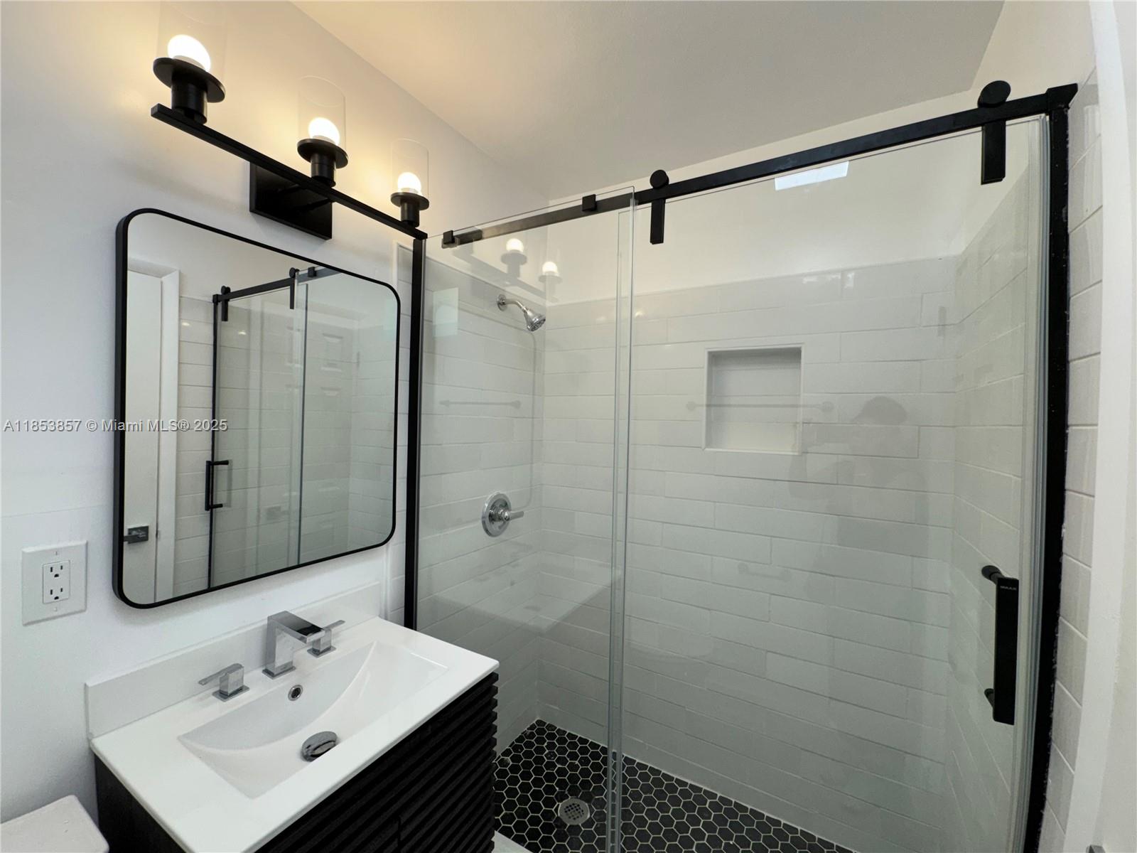 4317 NE 21st Ave # 7, Fort Lauderdale FL 33308 — #A11853857