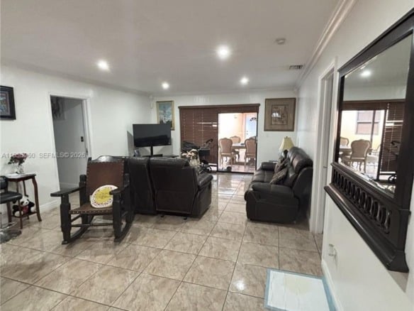 18601 SW 98th Ave, Cutler Bay FL 33157 — #A11853960