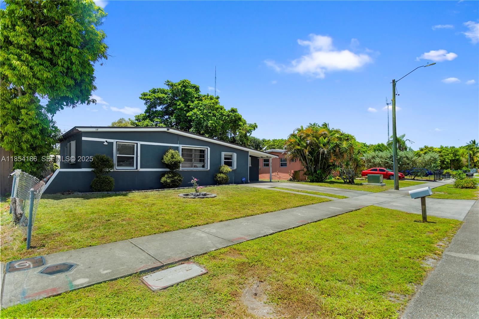 6dd28e9b-6691 3760 SW 47th Ave, West Park FL 33023 — #A11854186