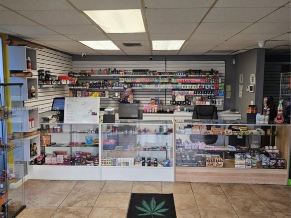 510 s state RD 7, Plantation FL 33317 — #A11854359