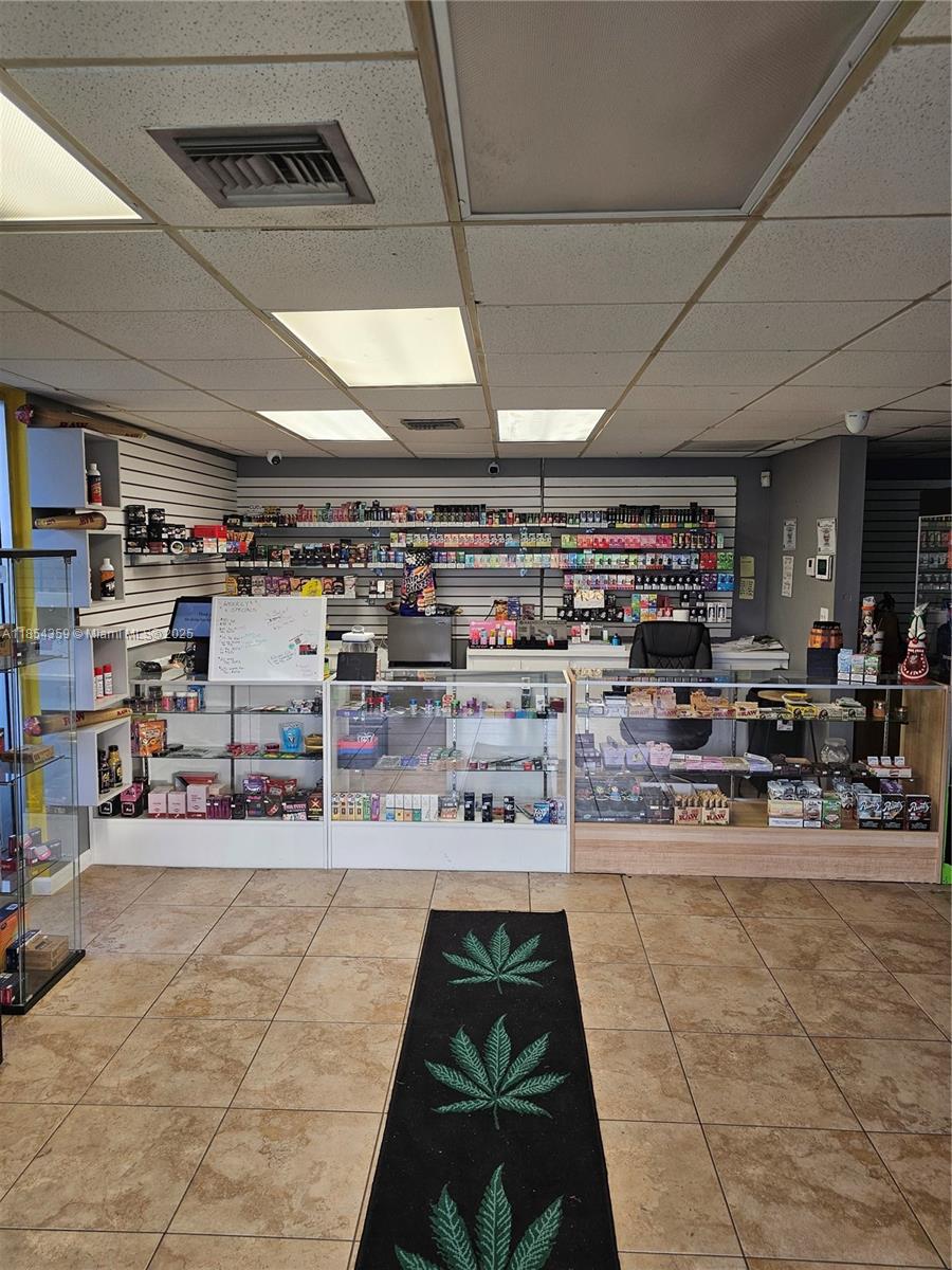 510 s state RD 7, Plantation FL 33317 — #A11854359