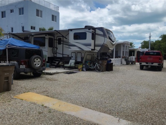 325 Calusa St lot 333, Key Largo FL 33037 — #A11852213