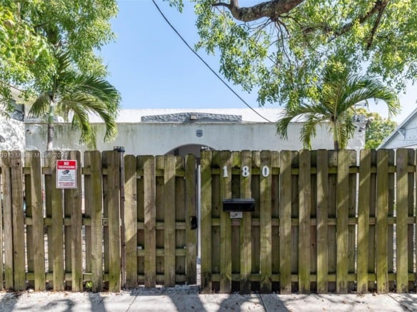 180 NW 59th St, Miami FL 33127 — #A11854539