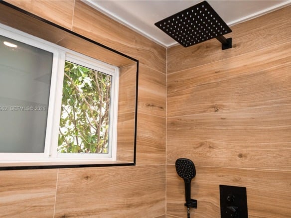 224 Meridian Ave Unit 6, Miami Beach FL 33139 — #A11854962