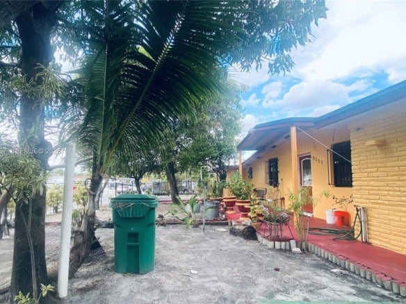 8355 NW 32nd Ave, Miami FL 33147 — #A11855157