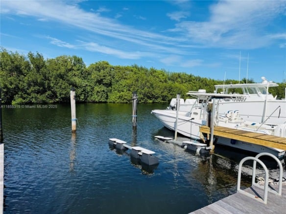 6200 SW 152nd St #5, Palmetto Bay FL 33157 — #A11855315
