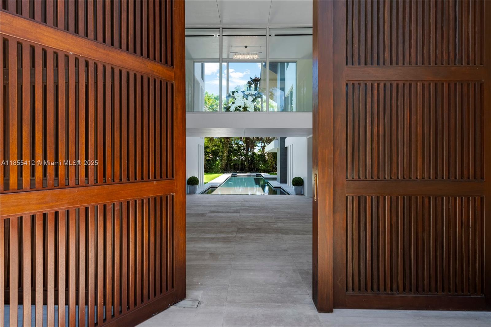 6dd28e9b-6752 545 SABAL PALM, Key Biscayne FL 33149 — #A11855412