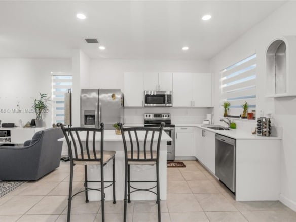13315 SW 285th St, Homestead FL 33033 — #A11855468