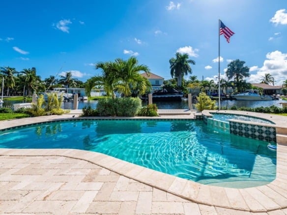2118 NE 15th St, Fort Lauderdale FL 33304 — #A11855772