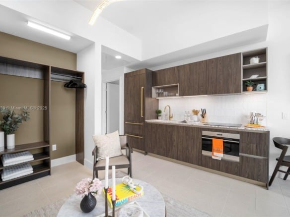 159 NE 6th St # 5112, Miami FL 33132 — #A11877238