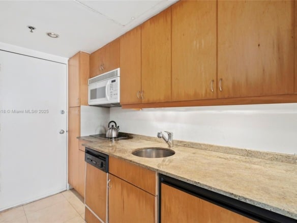 100 Lincoln Rd # 1147A, Miami Beach FL 33139 — #A11856318