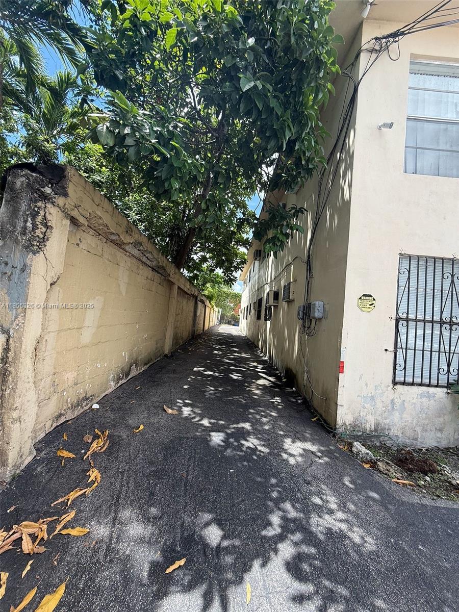 1520 SW 1st St, Miami FL 33135 — #A11856826