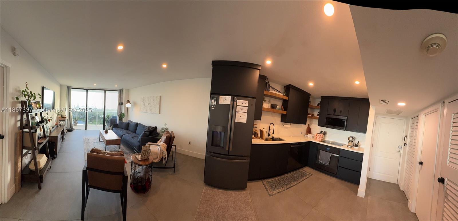 6dd28e9b-6818 3625 N Country Club Dr, Aventura FL 33180 — #A11857337
