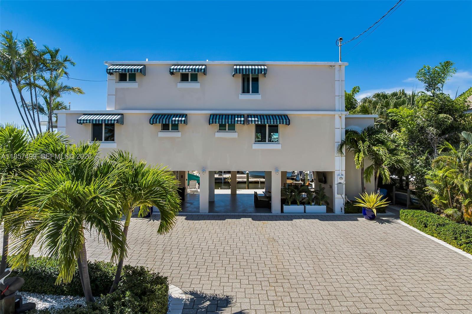 122 Court Contessa, Islamorada FL 33036 — #A11857499