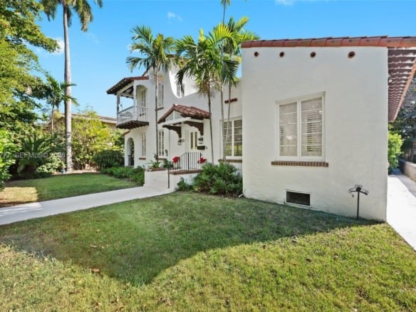 36 Phoenetia Ave, Coral Gables FL 33134 — #A11857777