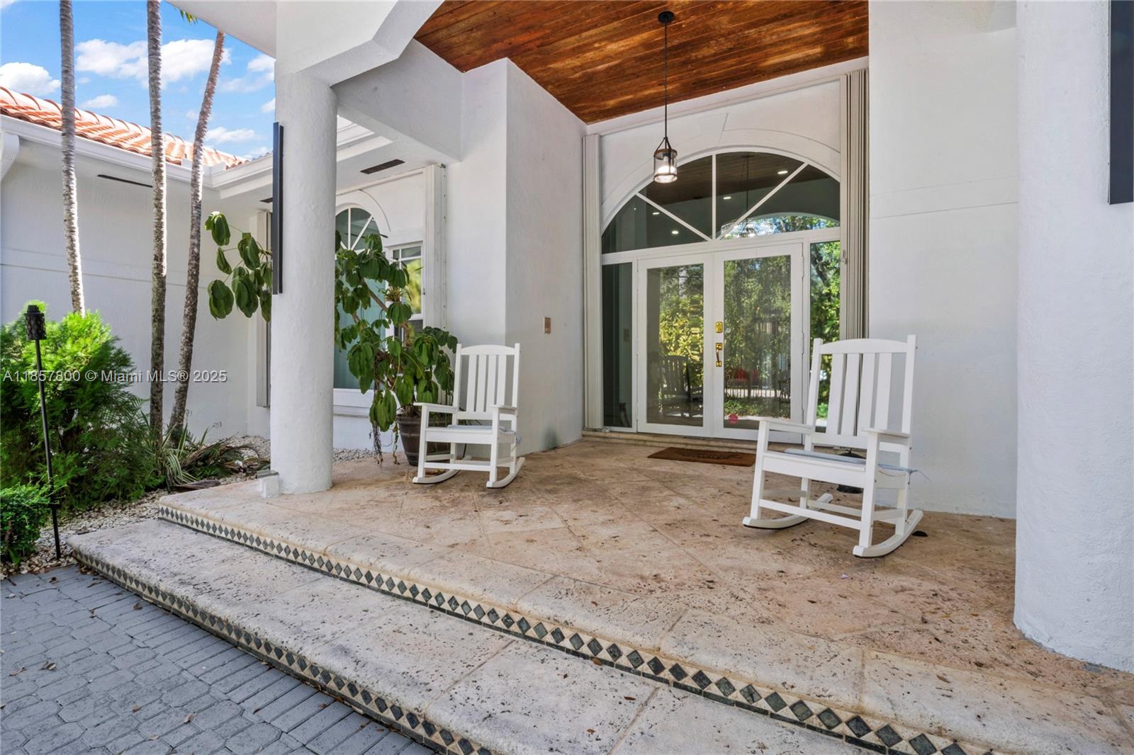 6dd28e9b-6843 5750 SW 67th Ave, Miami FL 33143 — #A11857800