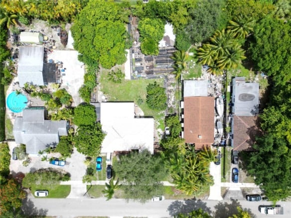 2527 Fillmore St, Hollywood FL 33020 — #A11858005