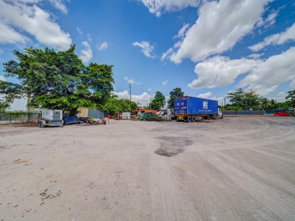 12160 NW 157 st, Miami FL 33018 — #A11858121
