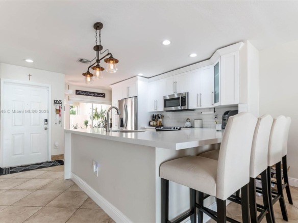 5224 NW 103rd Ave, Doral FL 33178 — #A11850645