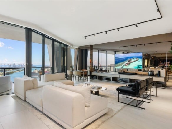1000 Biscayne Blvd # 3502, Miami FL 33132 — #A11858559