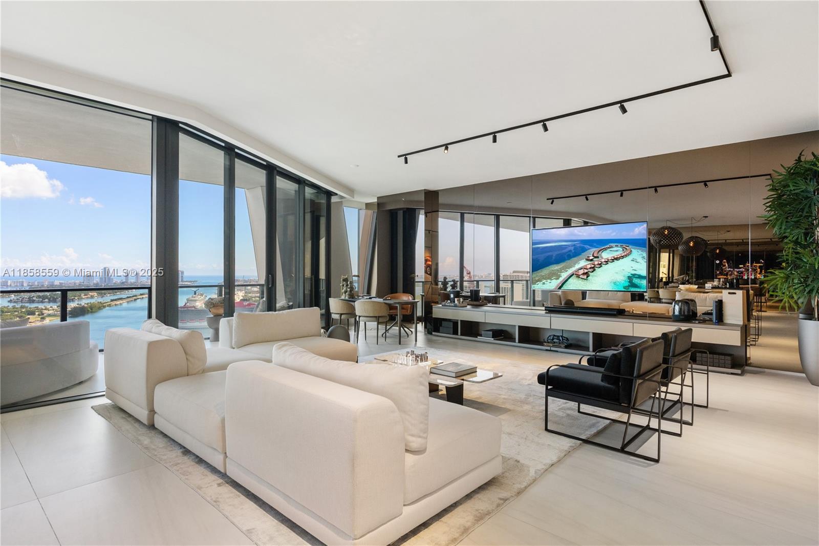 1000 Biscayne Blvd # 3502, Miami FL 33132 — #A11858559