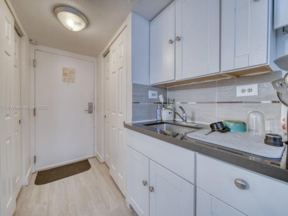 19201 Collins Ave # 822, Sunny Isles Beach FL 33160 — #A11859775