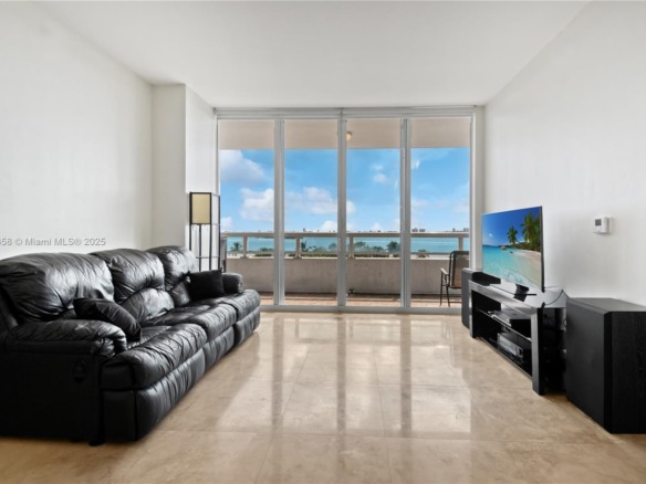 1800 N Bayshore Dr # 509, Miami FL 33132 — #A11859858