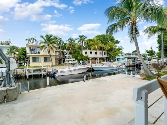 1210 Cactus St, Key Largo FL 33037 — #A11860312