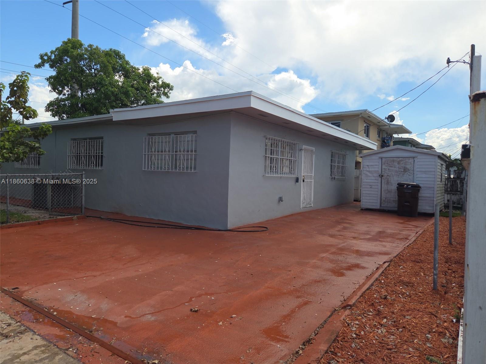 965 W 23rd St, Hialeah FL 33010 — #A11860638
