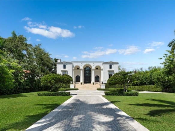 26 Tahiti Beach Island Rd, Coral Gables FL 33143 — #A11861683