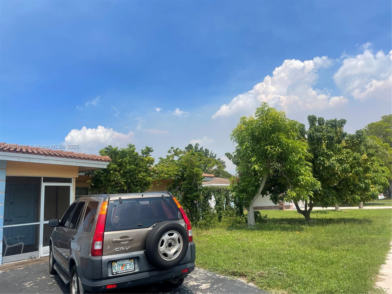 8203 NW 73rd Ter, Tamarac FL 33321 — #A11861881