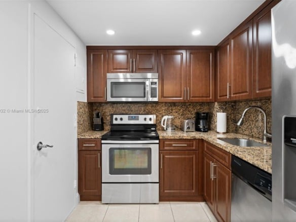401 Golden Isles Dr # 406, Hallandale Beach FL 3010 — #A11862032