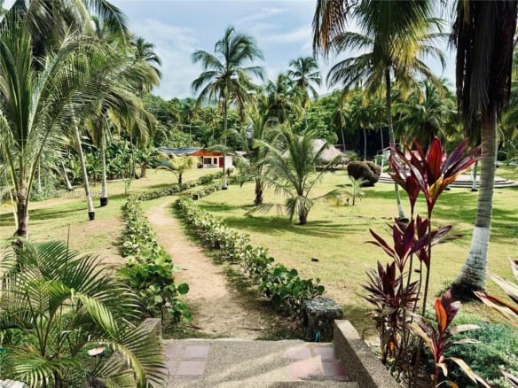 Casa De Campo Castillete, FL — #A11863160