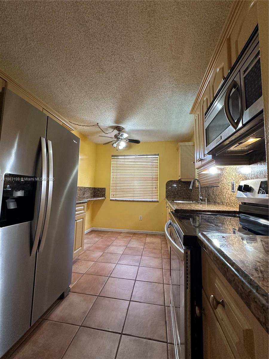 6dd28e9b-7072 2653 SE 20th Ct # D, Homestead FL 33035 — #A11863199