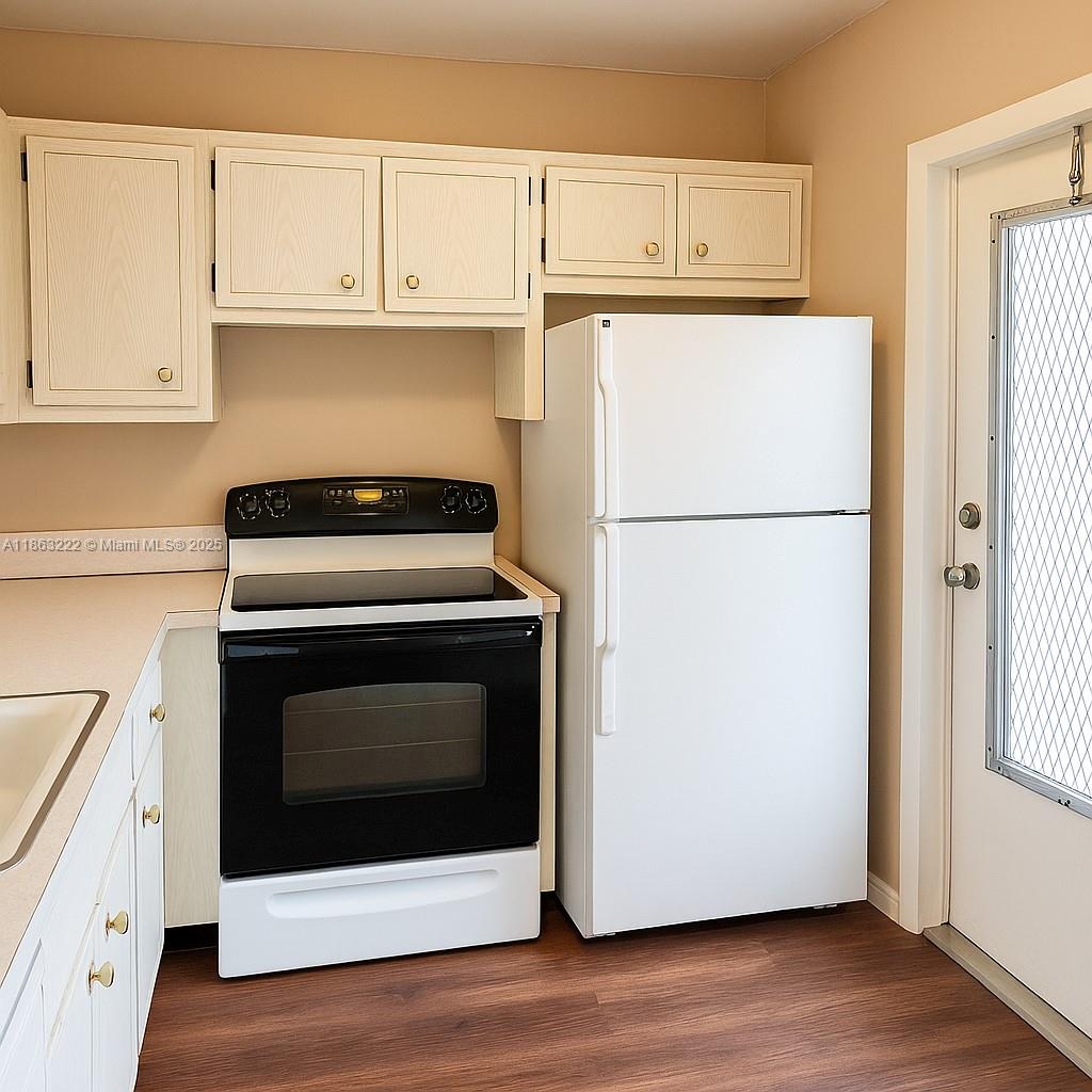 6dd28e9b-7073 5071 W Oakland Park Blvd # 103, Lauderdale Lakes FL 33313 — #A11863222