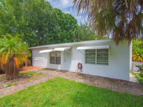 1650 5 Ave, Vero Beach FL 32960 — #A11863527