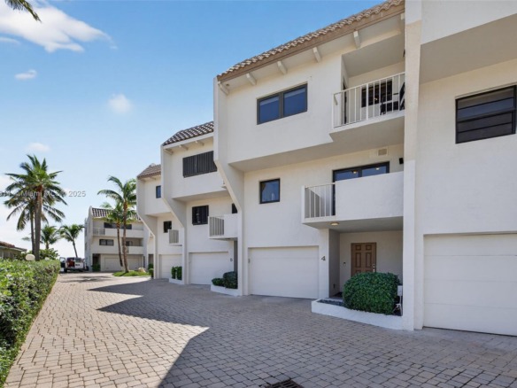 1223 Hillsboro Mile # 4, Hillsboro Beach FL 33062 — #A11863514