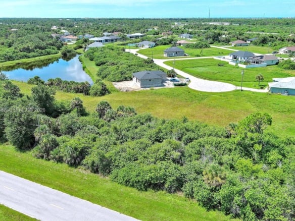 316 Sunset Rd, Other City – In The State Of Florida FL 33947 — #A11863882