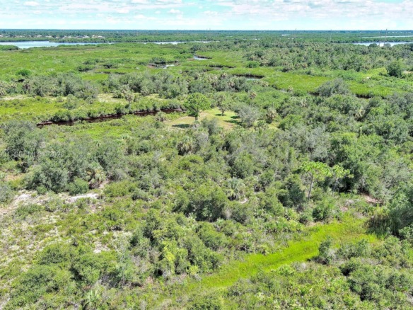 1353 Wallaroo Ct, Punta Gorda FL 33983 — #A11864001