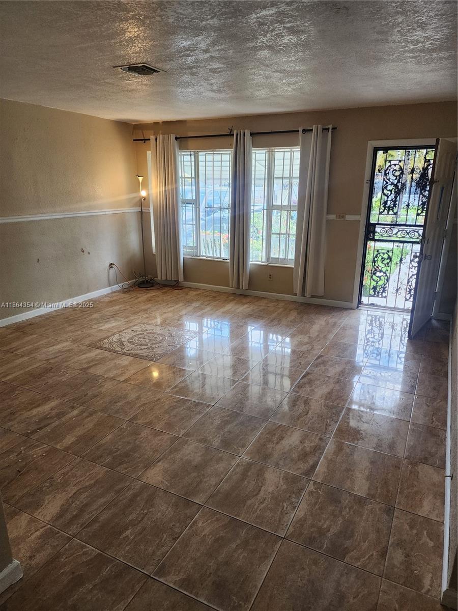 6dd28e9b-7132 17200 NW 11th Ave, Miami Gardens FL 33169 — #A11864354