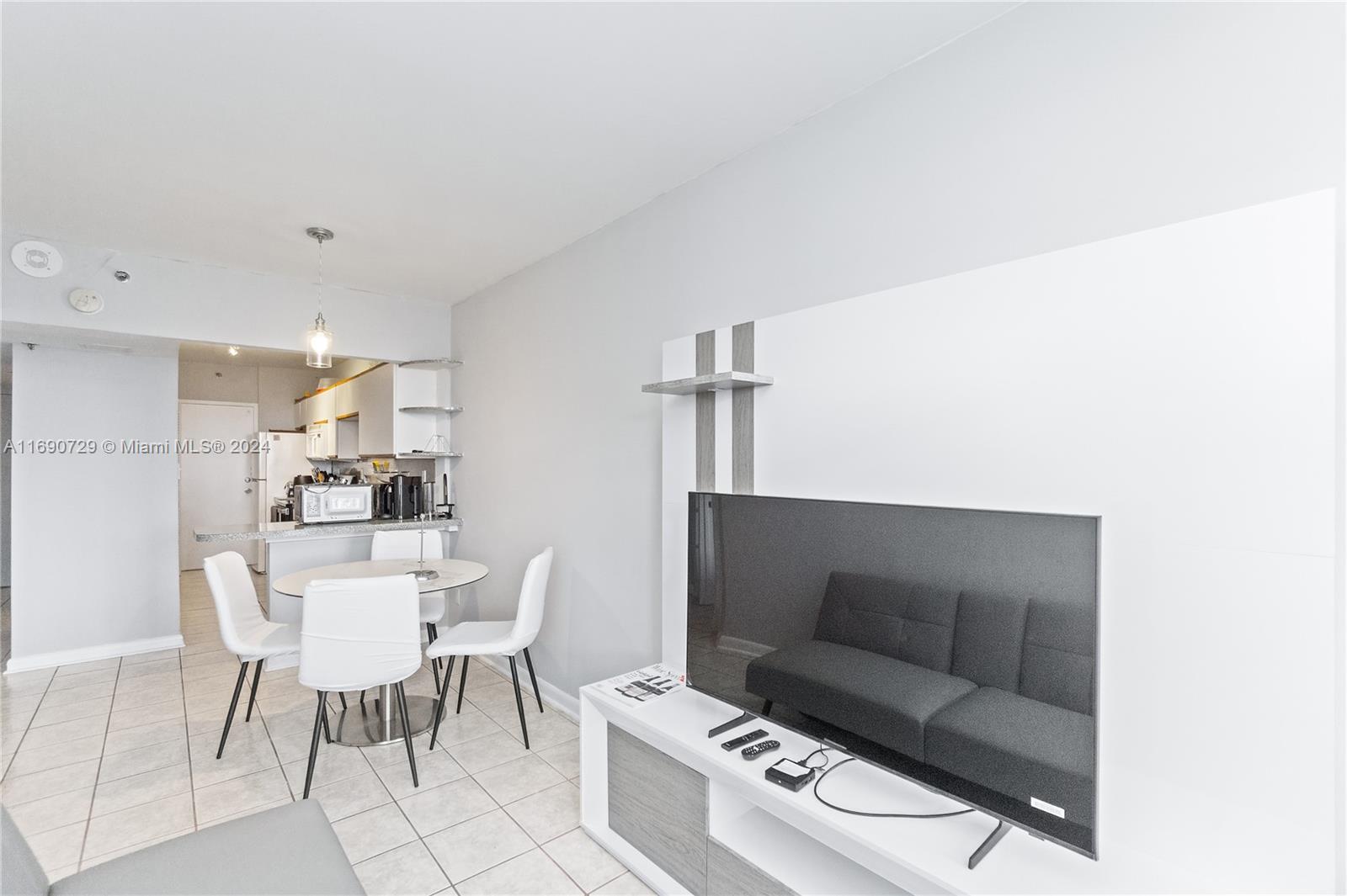 6dd28e9b-716 100 Lincoln Rd # 1019, Miami Beach FL 33139 — #A11690729