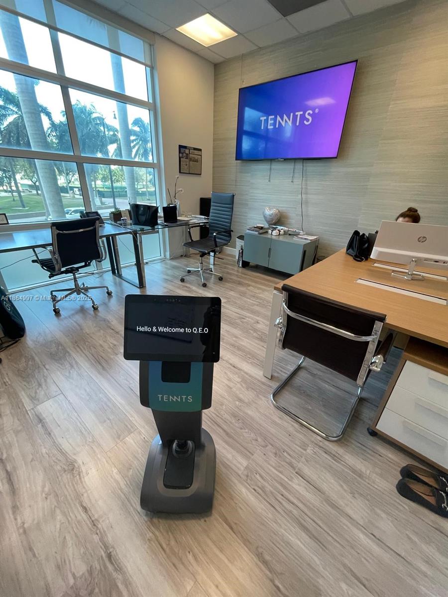 6dd28e9b-7168 1900 N Bayshore Dr # 1A, Miami FL 33132 — #A11864997