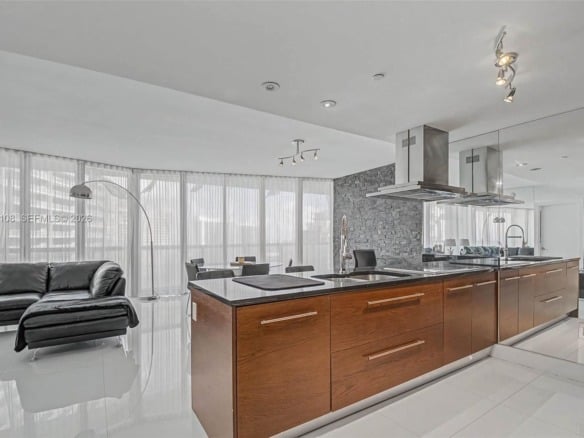 495 Brickell Ave # 3504, Miami FL 33131 — #A11866108