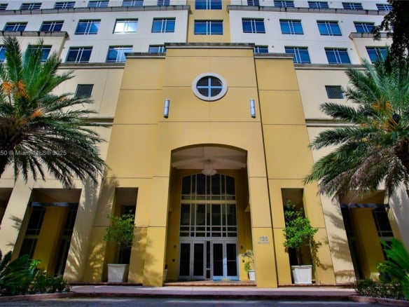 135 San Lorenzo Ave # 150, Coral Gables FL 33146 — #A11866550