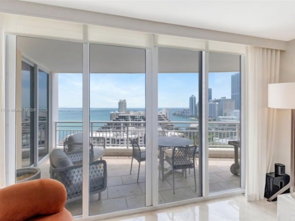 848 Brickell Key Dr # 2605, Miami FL 33131 — #A11868111