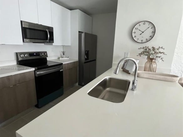 2526 Pierce Street # 12, Hollywood FL 33020 — #A11868154
