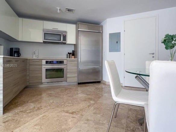1300 Brickell Bay Dr # 3007, Miami FL 33131 — #A11869979