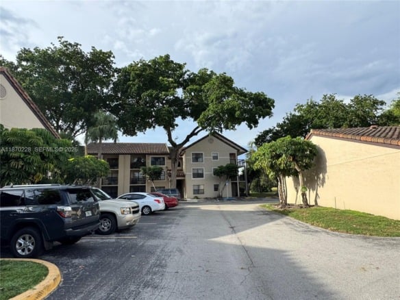 4341 W McNab Rd # 27, Pompano Beach FL 33069 — #A11870228