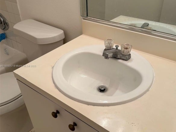 17911 NW 68th Ave # N206, Hialeah FL 33015 — #A11870257